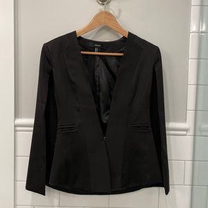 Size S Cape blazer